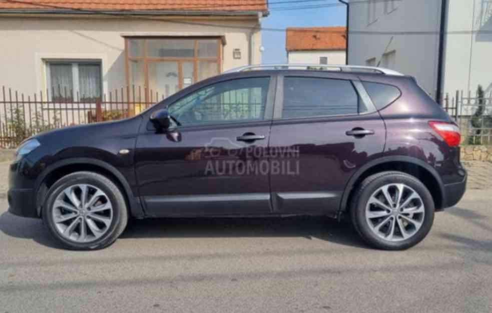 HIT oglas: Za prodaju Nissan Qashqai TEKNA gde je vlasnik SVE IZNEO!