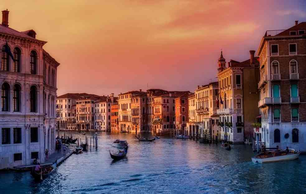 Taksa ostaje ista: Evo koliko će turistima koštati jednodnevni izlet u Veneciji