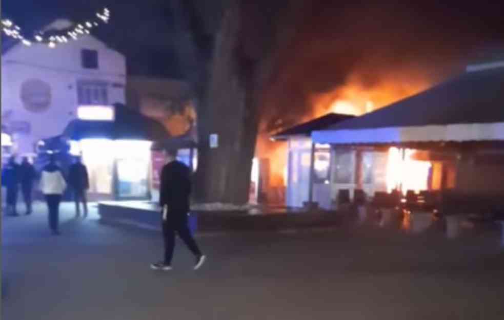 POŽAR U VRNJAČKOJ BANJI: Vatra progutala restoran, jedna osoba preminula! (FOTO)