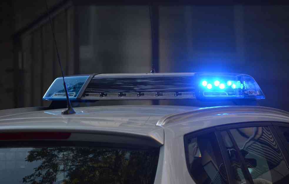 Dve osobe nakon tuče povređene u napadu nožem u Ulcinju 