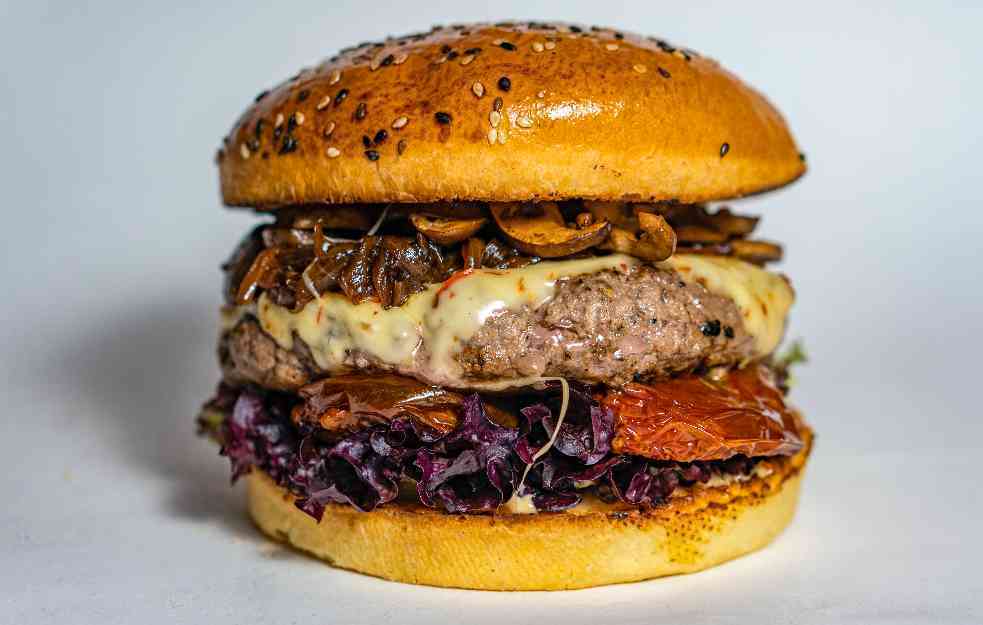 Hamburgeri od insekata na jelovniku milanskih restorana
