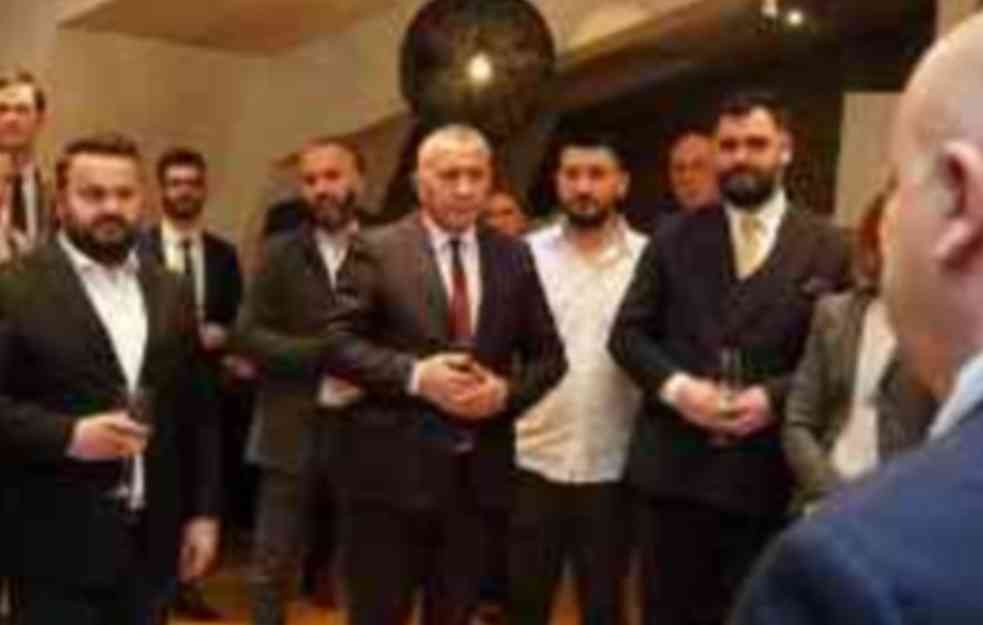 SRAMNA PROSLAVA "NEZAVISNOSTI" TZV. "KOSOVA" U BEOGRADU: Prljave uloge Dušana Janjića i Sonje Biserko, glumili "goste"!