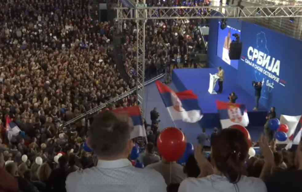 SNS od 2012. godine: Pet premijera, stotinu ministara i nepromenjeni lojalisti