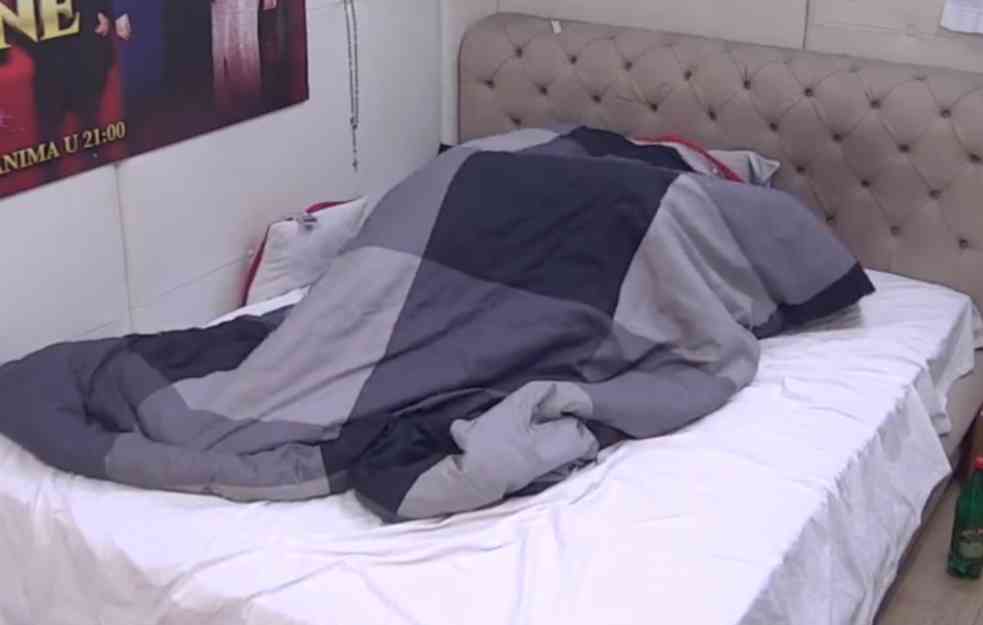 Novom vrelom akcijom zatresli zidove, Nikolićka skakala kolko je mogla (VIDEO +18)