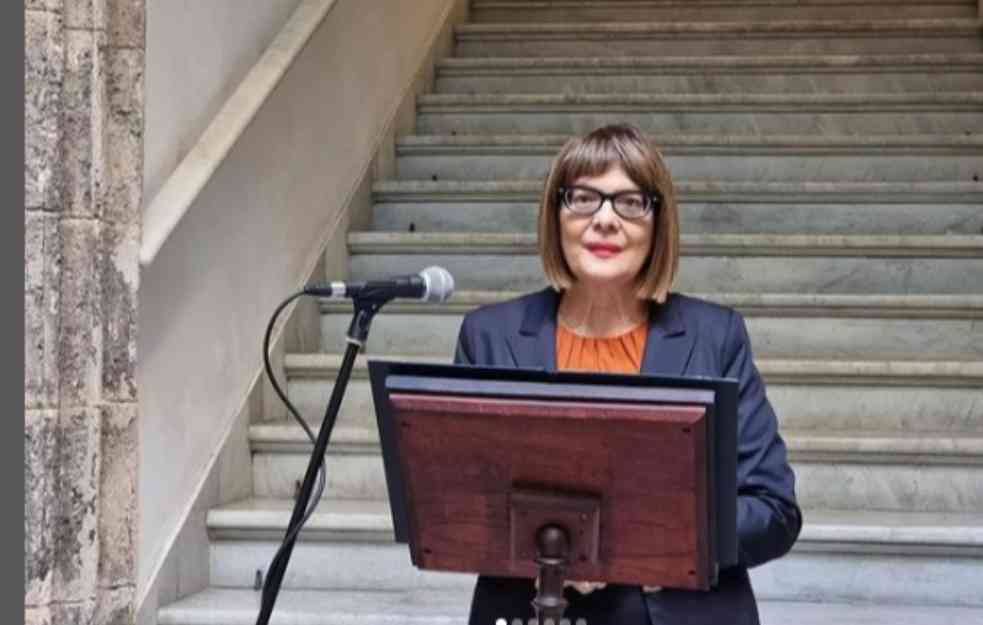 MINISTARSTVO KULTURE POVODOM PROTESTA UMETNIKA : Uvrede na račun Gojković