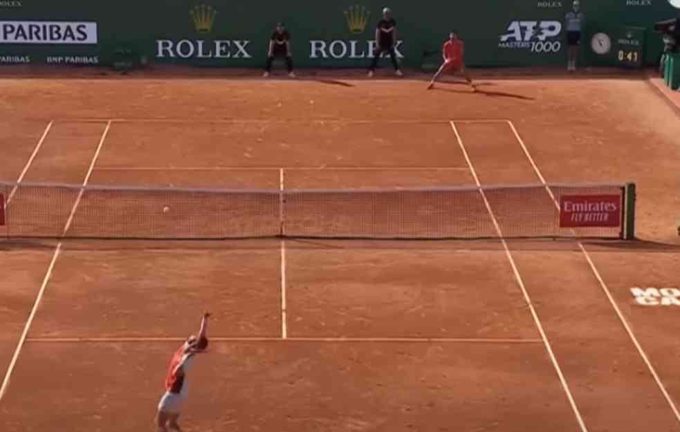NOLE SE MALO MUČIO: Đoković usporeno krenuo protiv Rusa pa ga pregazio u drugom setu!