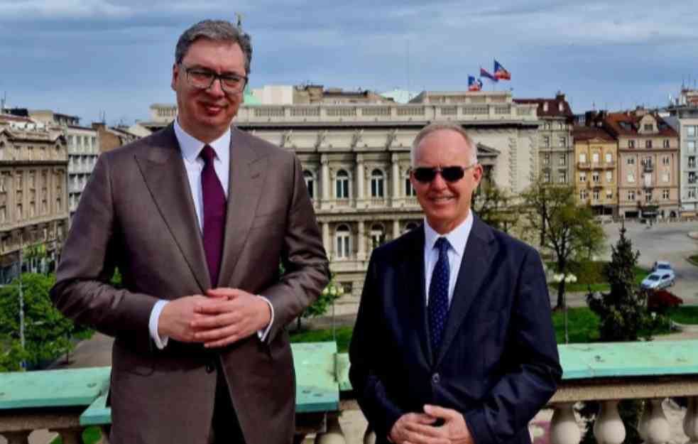 Predsednik Vučić se sastao sa šefom Misije OEBS-a u Srbiji Brautom