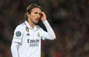 Posle Anćelotija, Modrić sledeći na spisku: <span style='color:red;'><b>Serija</b></span> odlazaka u Madridu
