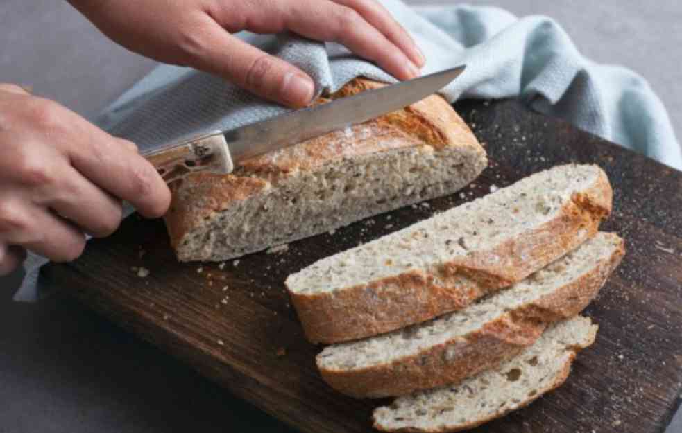 Dobar trik! Ako ovo uradite s hlebom, možete da ga jedete i nećete se ugojiti!