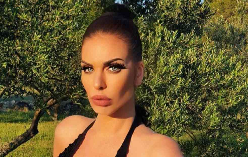 AVA KARABATIĆ ZAVRŠILA U PSIHIJATRIJSKOJ BOLNICI! 