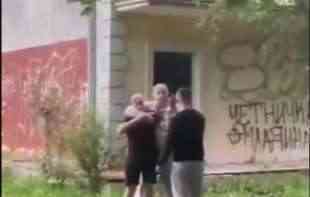 <span style='color:red;'><b>ISPOVEST OCA</b></span> DEČAKA KOJEG JE NAPAO SNS BATINAŠ U BATAJNICI: „Plakao sam u policiji kada sam pričao šta se dogodilo mom detetu“