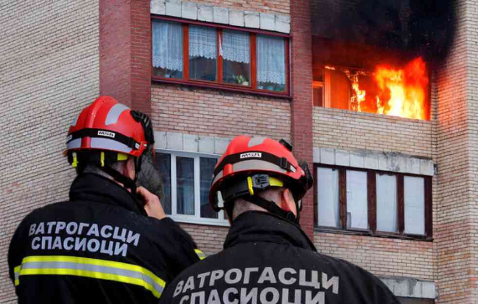 DRAMA U UŽICU: Izbio požar u porodičnom stanu, VATRA GUTALA KUHINJU, jedna osoba dobila epileptični napad