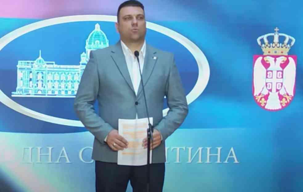 OPASNO! VEŠTAČKI SE MENJA STANOVNIŠTVO SRBIJE: Migranti dobijaju pravo na trajni boravak, dobijaju SRPSKE LIČNE KARTE, glasaće i na izborima! (VIDEO)