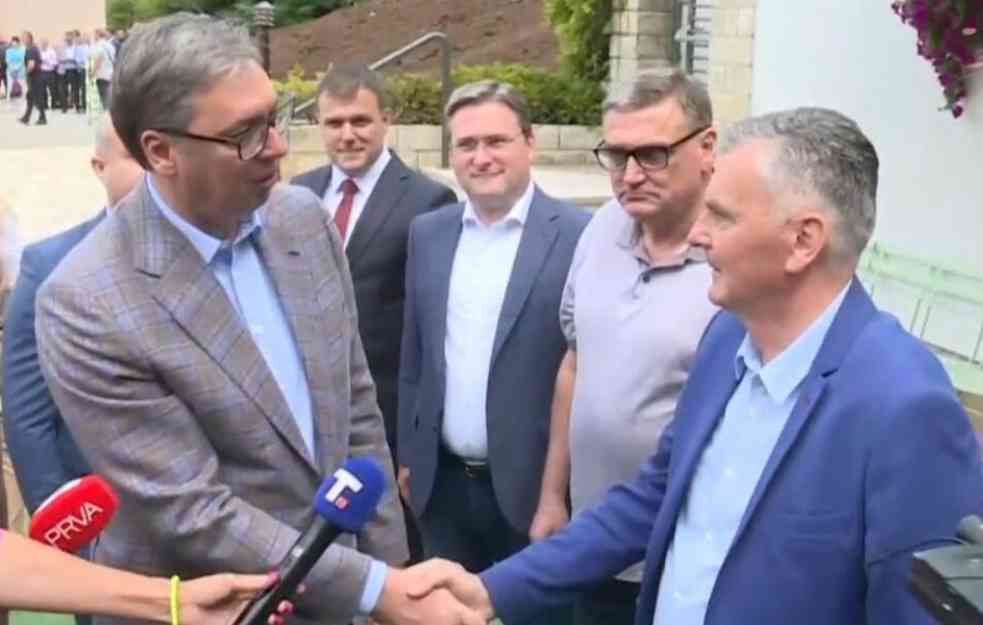 VUČIĆ U PRIBOJU: Nastavićemo da gradimo, gondola je dogovorena