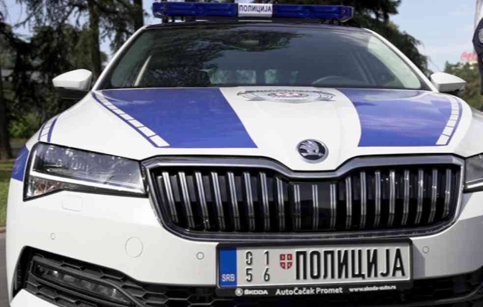 Građani prijavili da se naoružan muškarac šeta ulicom u Beogradu