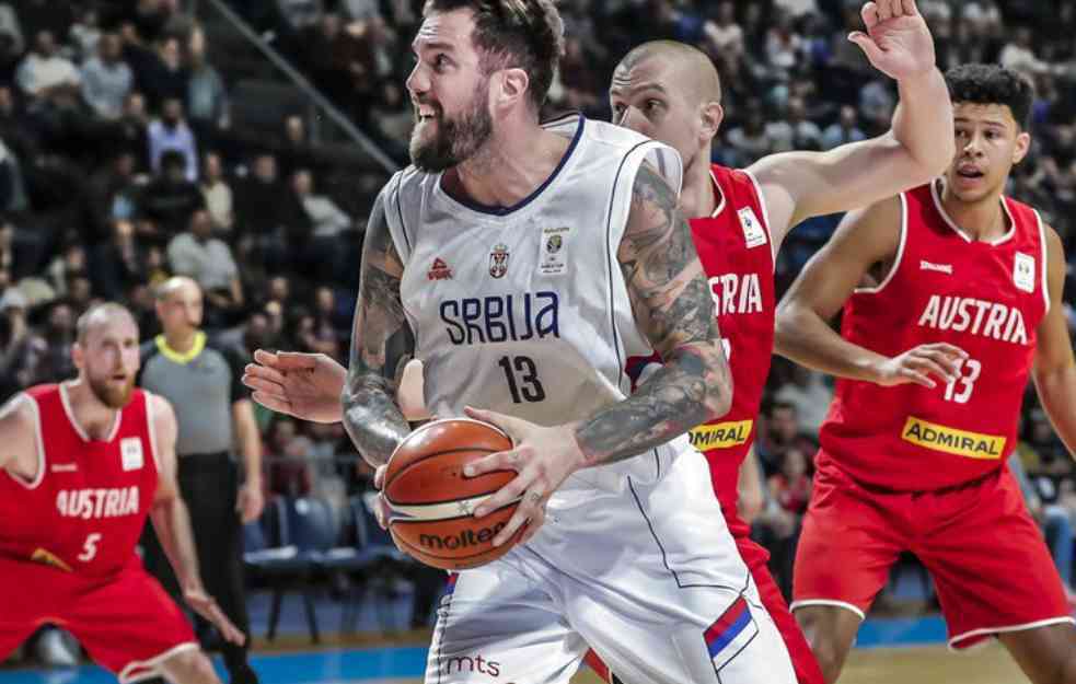 Raduljica ode u fudbalere