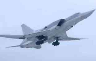 UKRAJINCI DRONOM RAZNELI PONOS RUSKE AVIJACIJE: Supersonični bombarder <span style='color:red;'><b>Tupoljev Tu-22</b></span> uništen na pisti (VIDEO, FOTO)