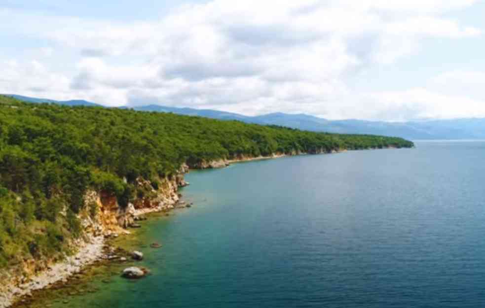 Ribe pobegle iz kaveza u Jadranu
