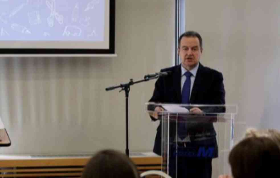 Dačić o vanrednim izborima: Studentski zahtev je licemeran