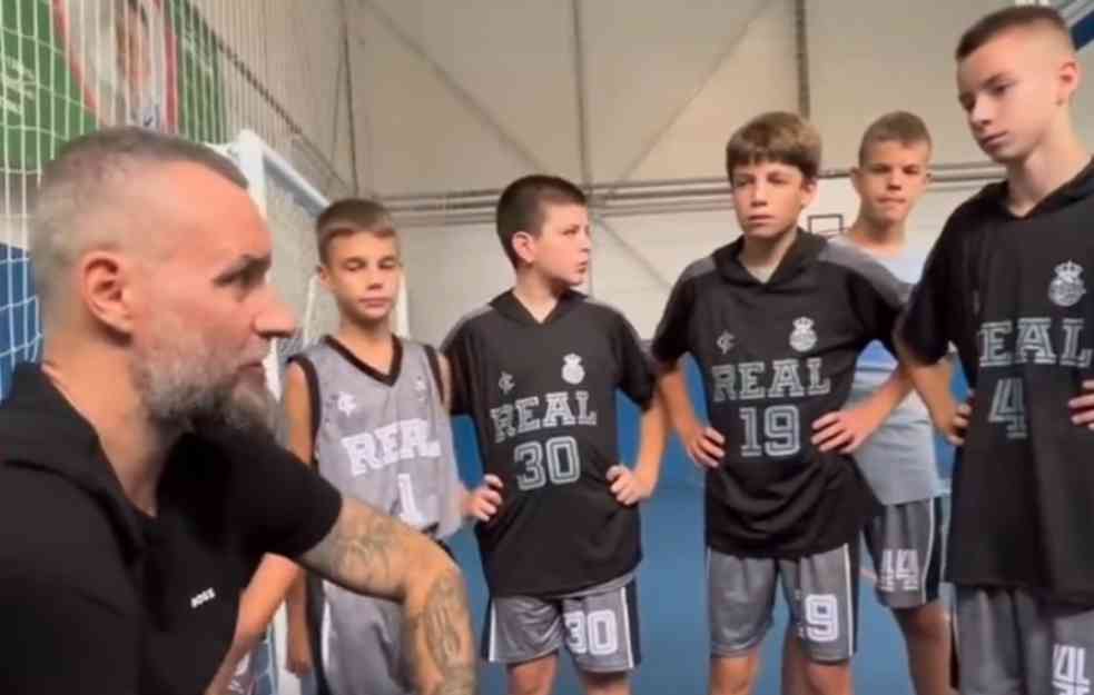 Gurović motiviše klince, a mnogi se žale zbog psovki naše legende (VIDEO)