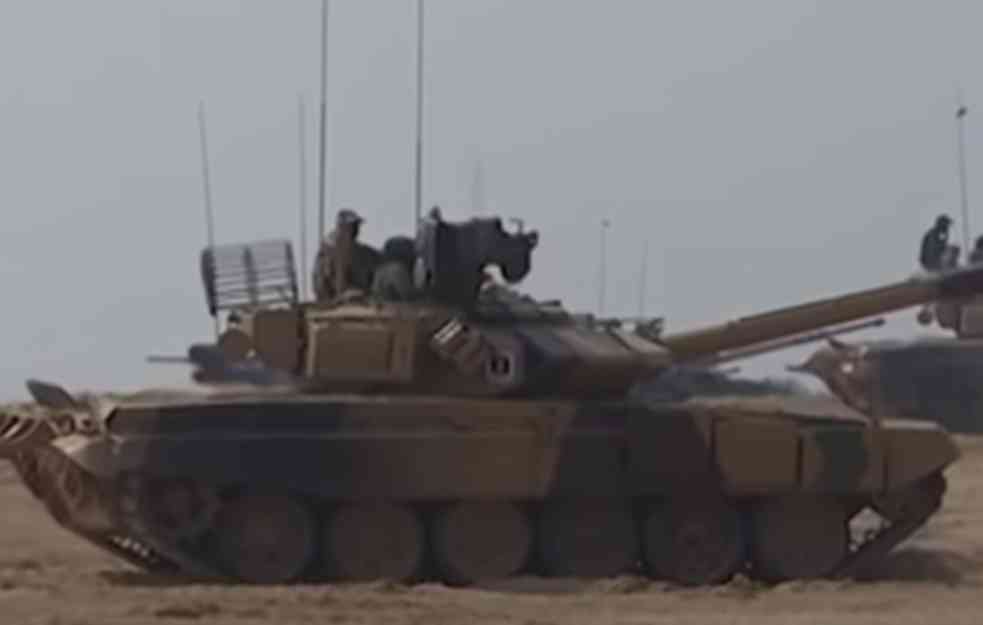 RUSKI T-90 PROTIV AMERIČKOG "ABRAMSA": Evo koji tenk ima veće izglede na bojnom polju