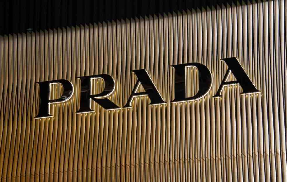 "Prada" zainteresovana za "Versaće"