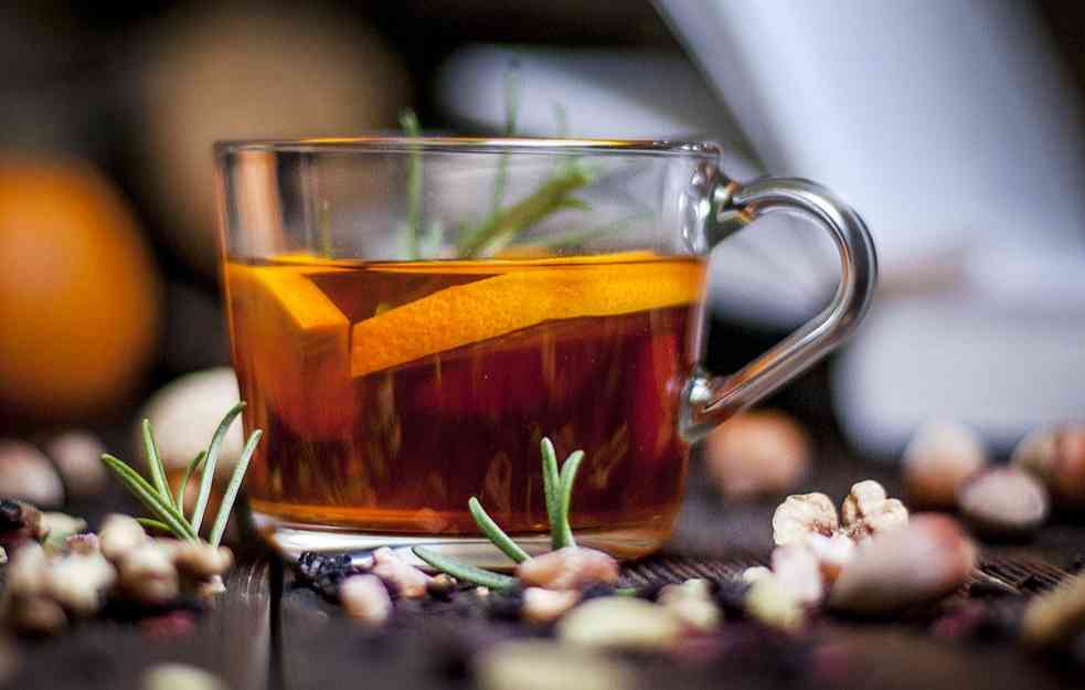 Blagodeti čaja od cimeta: Miris i ukus koji okrepljuju organizam