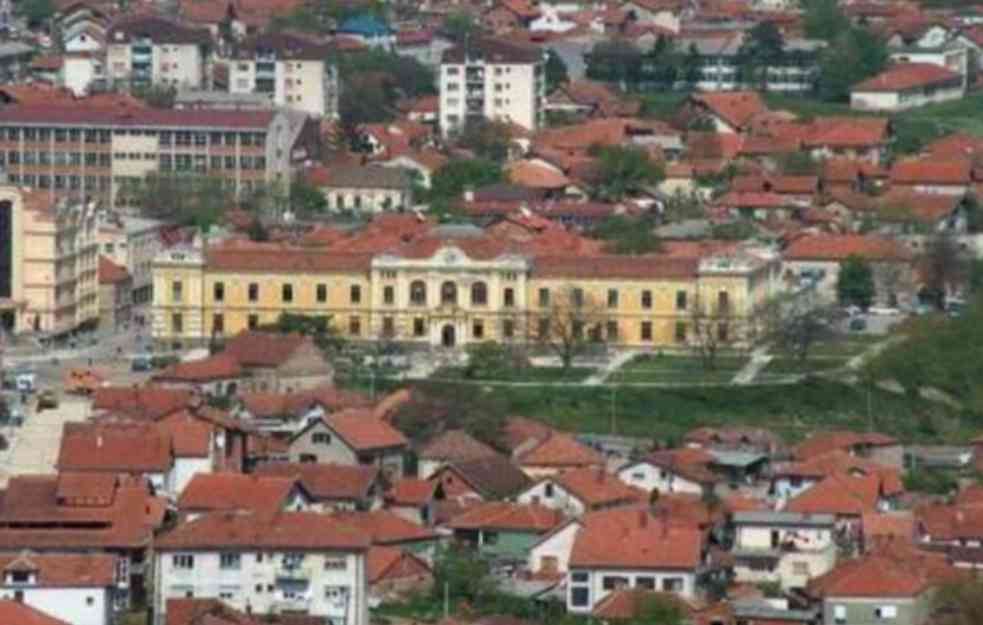 Direktor škole u Prokuplju podneo ostavku: „Moja je moralna obaveza da stanem uz studente“