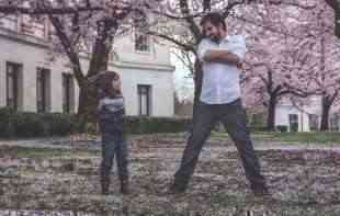 Decu ne puštamo da se penju po drveću niti ih vodimo u parkove, a kao nedostaje nam to vreme