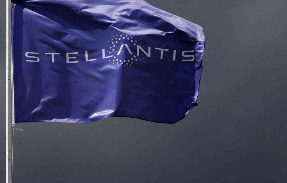 Stelantis planira izgradnju fabrike baterija za električna vozila u Evropi