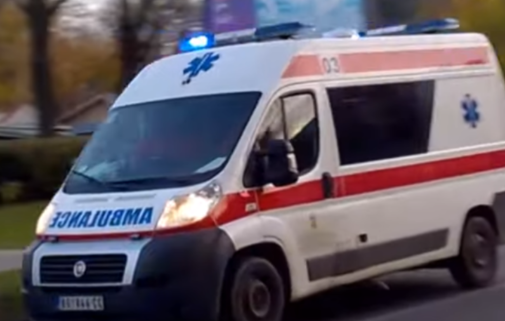 SUDAR VOZA I TRAKTORA KOD ŠAPCA: Strahuje se ima li povređenih