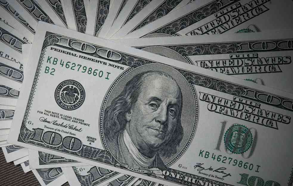 Dolar jači već drugu nedelju zaredom