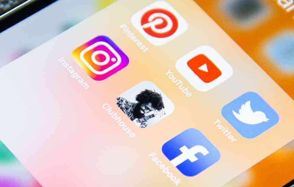 Sa Instagrama na Fejsbuk – više ne