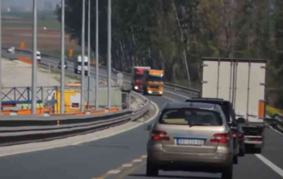AMSS: U košavskom području zbog jakih udara vetra savetuje se opreznija vožnja