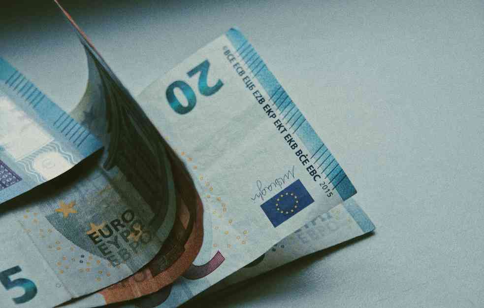 Kurs dinara prema evru za 20. decembar