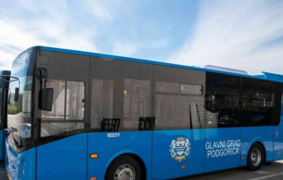 Nesvakidašnji incident u Crnoj Gori: ŽENA KAMENOVALA AUTOBUS BROJ 19, PA POBEGLA 
