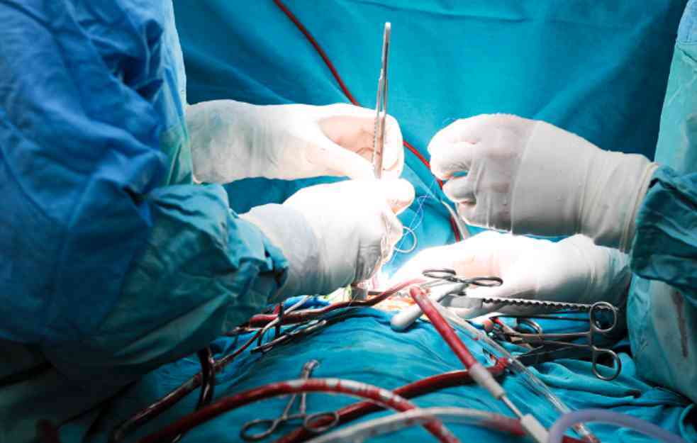 UŽAS U BEOGRADU! MUŠKARAC (39) UMRO POSLE OPERACIJE HEMOROIDA: Pokrenuta istraga protiv vlasnika i doktora privatne klinike