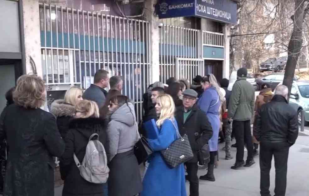 SRBI NA KOSOVU U SVE TEŽEM POLOŽAJU! Prosvetni radnici: Zbog uredbe o dinaru ne možemo PLATE da podignemo! (VIDEO)