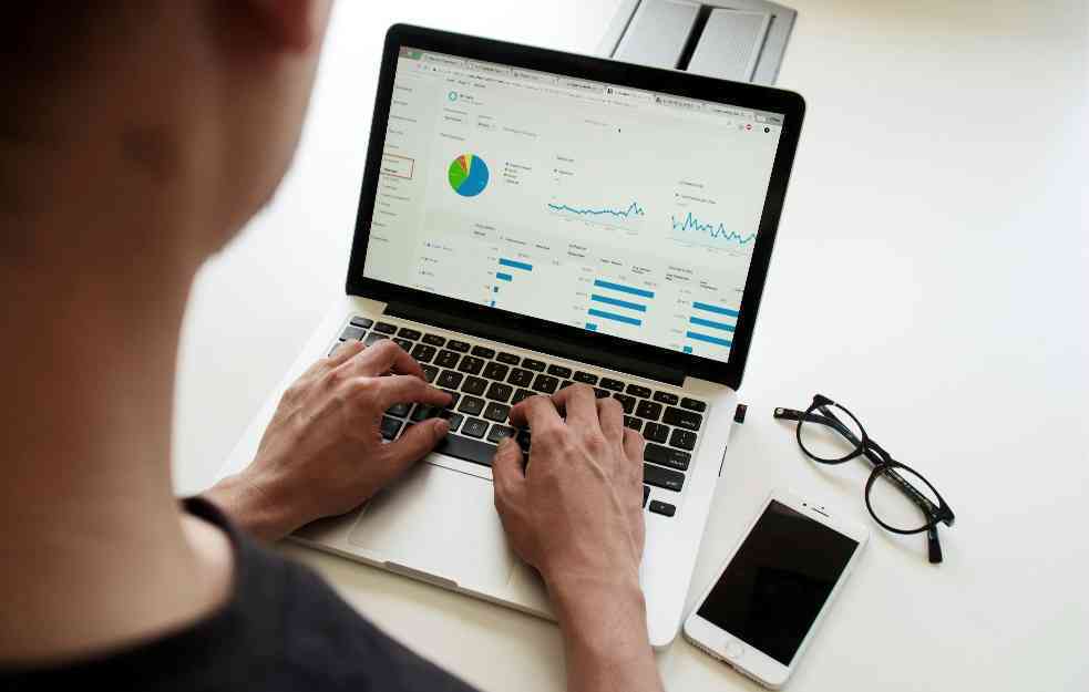 Holandija prednjači po digitalnoj pismenosti u EU, a gde smo mi?