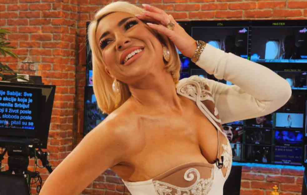 JOVANA JEREMIĆ ZALJUBLJENA DO UŠIJU! EVO KAKO PROVODI DAN SA BIZNISMENOM: Ne odvajaju se