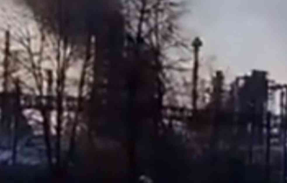 NOVI ŽESTOKI UKRAJINSKI NAPAD NA RUSIJU: Pogođena zgrada FSB-a, gore rafinerije širom zemlje (VIDEO)