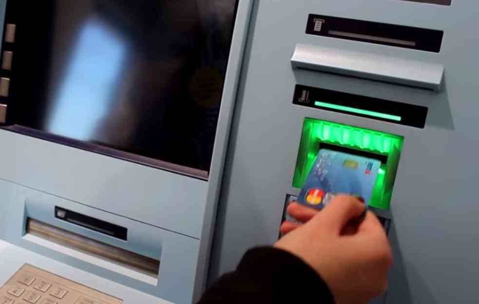 Šta raditi u situaciji da vam bankomat proguta pare?