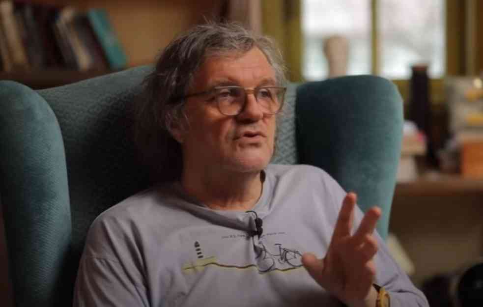 Emir Kusturica saopštio da dodelu prestižnog priznanja povlači iz Beograda