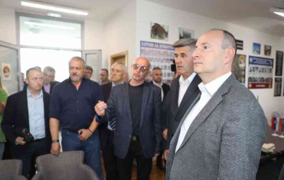 Gradonačelnik Novog Sada na obeležavanju 25 godina od početka bitke na Košarama