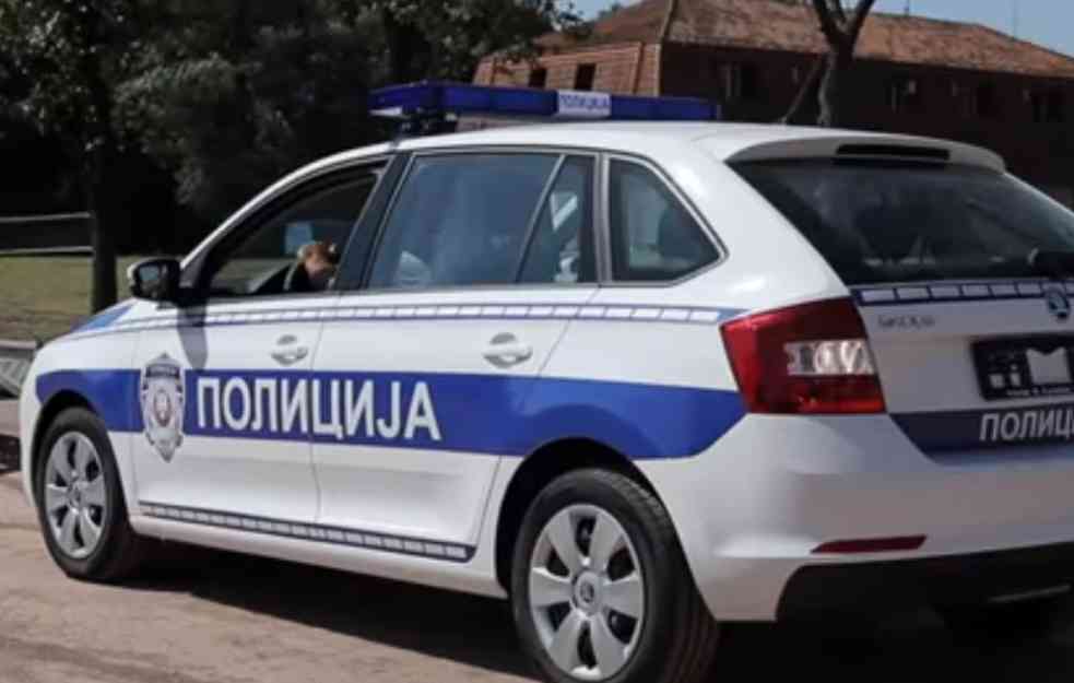 Teška nezgoda u Baču: Nakon sudara automobil skroz izgoreo