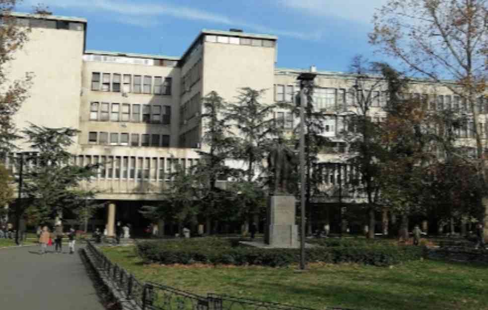 Referendumi na fakultetima u Beogradu: Tri četvrtine studenata za nastavak blokada