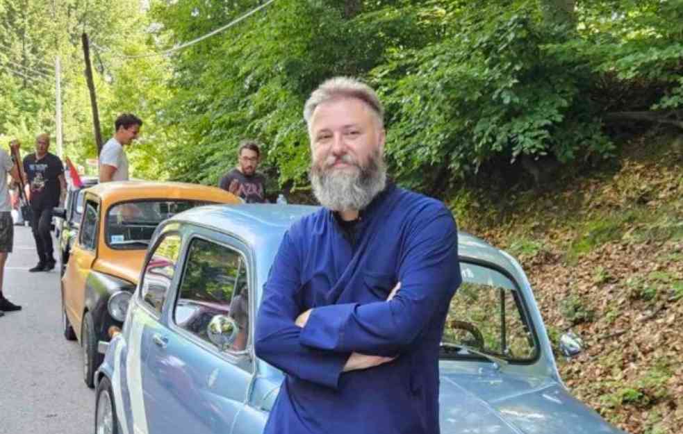 SVEŠTENIK PREDRAG POPOVIĆ: Prvo Bog, pa sve ostalo