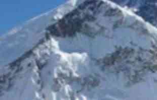 ZAVRŠENA SEZONA PENJANJA NA <span style='color:red;'><b>MONT EVEREST</b></span>: Od početka aprila poginulo osam planinara, njih troje nestalo