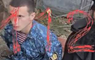 Članovi Islamske države uzeli osoblje za taoce; „Imaju sekire“! (VIDEO)