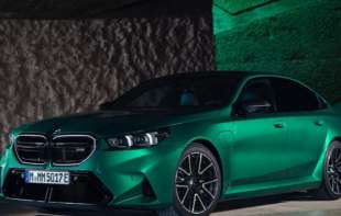 Novi <span style='color:red;'><b>BMW M</b></span>5 je u Irskoj jeftiniji od M3